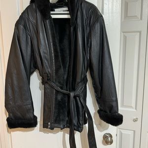Wilson’s Leather Hooded Jacket with Fur interior size Large